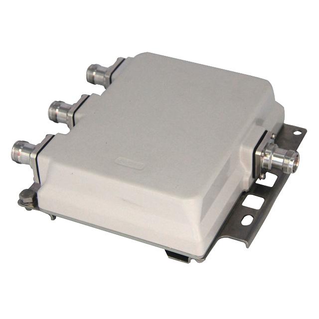 Low PIM Triplexer for 700-960MHz,1710-1880MHz, 2500-2690MHz